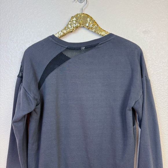 Fabletics • Agon Pullover - Picture 11 of 13